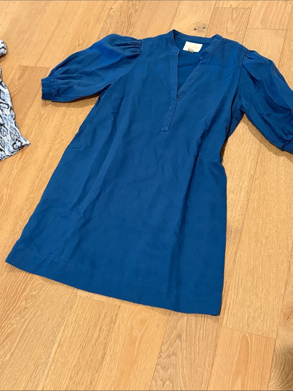 Lilly Pulitzer Deep Blue V-Neck Puff Sleeve Mini Dress